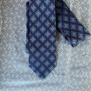 Tasso Elba Blue Geometric Silk Tie